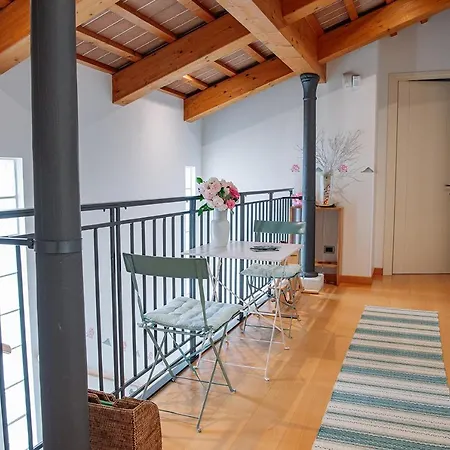 Oda ve Kahvaltı Del Grappa