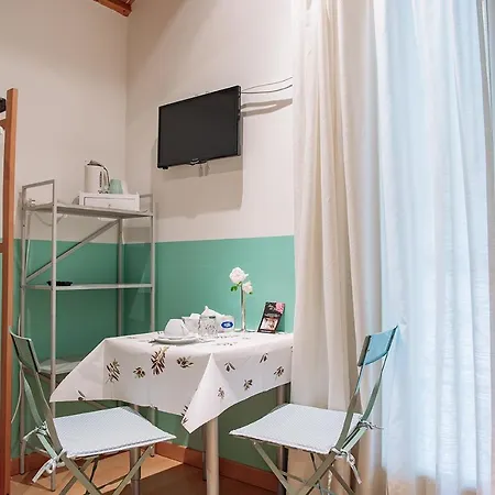 Del Grappa Oda ve Kahvaltı 3*