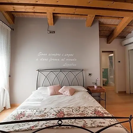 Del Grappa Bed & Breakfast 3*