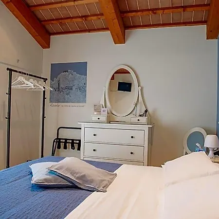 Del Grappa Bed & Breakfast Rosà